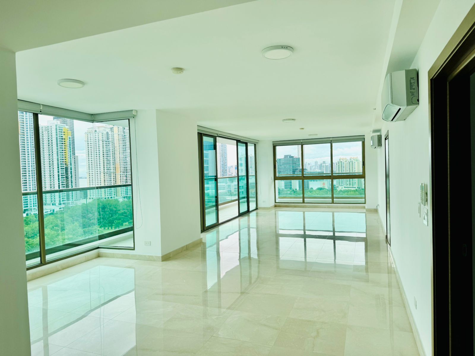 Sala con vista panorámica